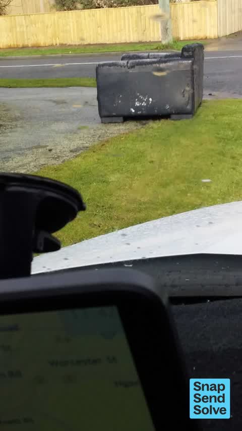 Dumped Rubbish, a report photo