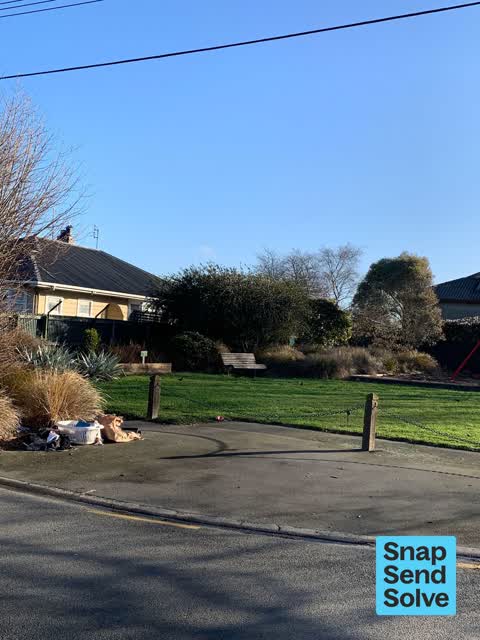 Dumped Rubbish, a report photo