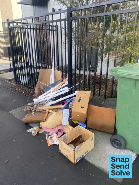 Dumped Rubbish, a report photo