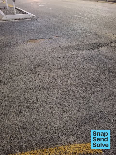 Damaged Road, a report photo