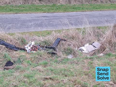 Dumped Rubbish, a report photo
