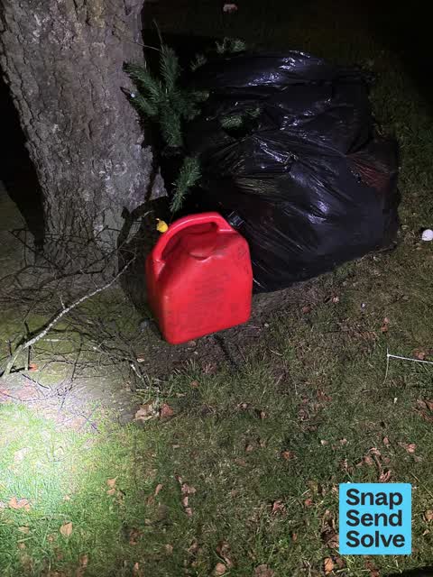 Dumped Rubbish, a report photo