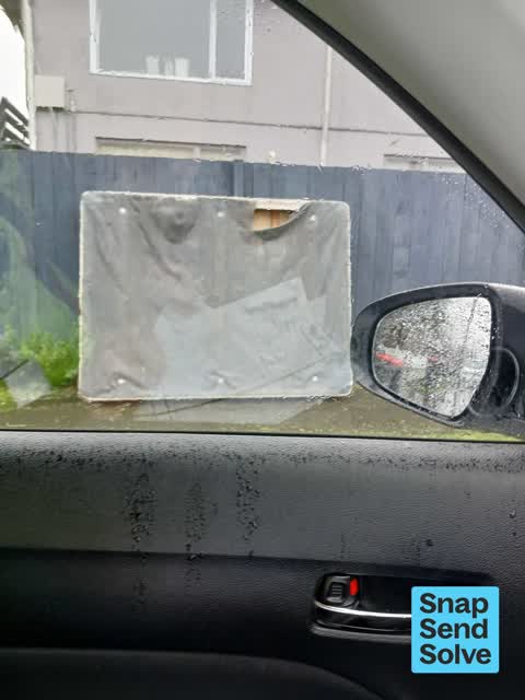 Dumped Rubbish, a report photo