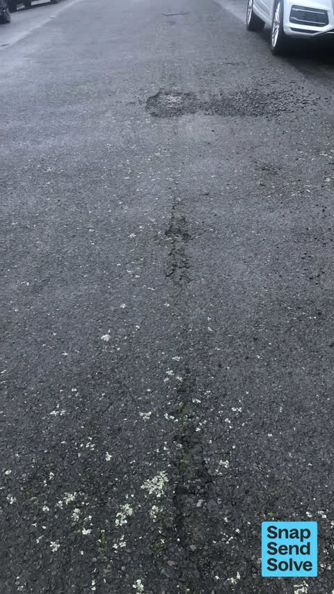 Damaged Road, a report photo