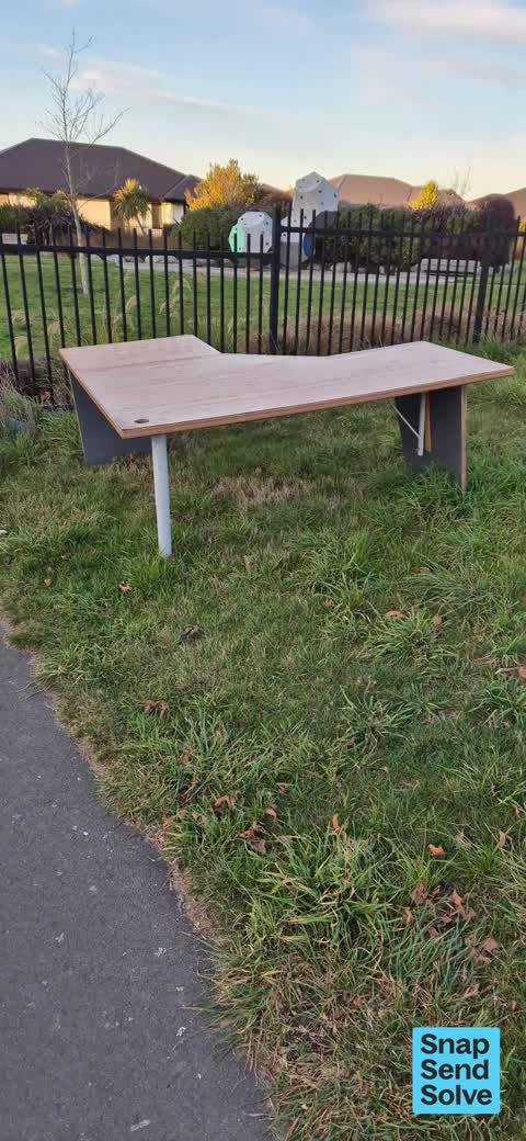 Dumped Rubbish, a report photo