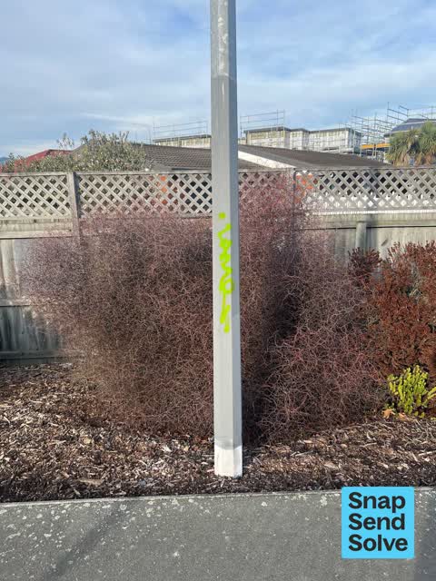 Graffiti somewhere else, a report photo