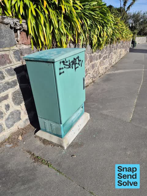 Graffiti somewhere else, a report photo
