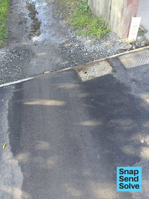Water Leak, a report photo