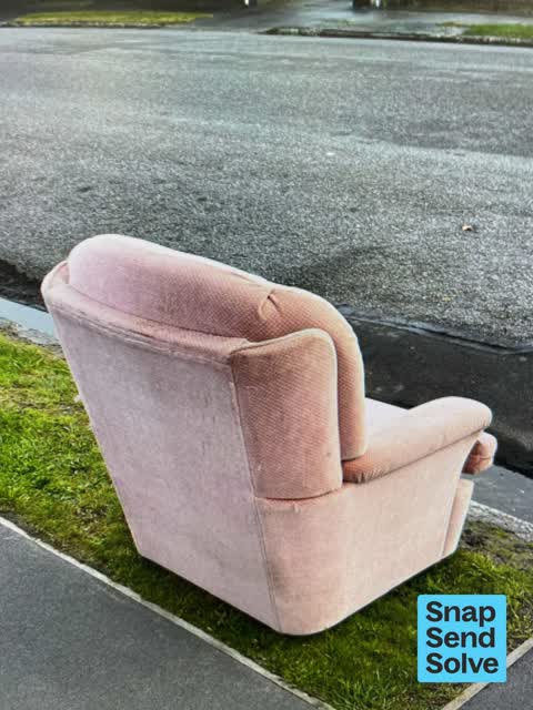 Dumped Rubbish, a report photo