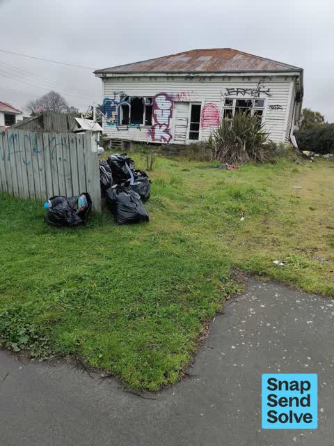Dumped Rubbish, a report photo