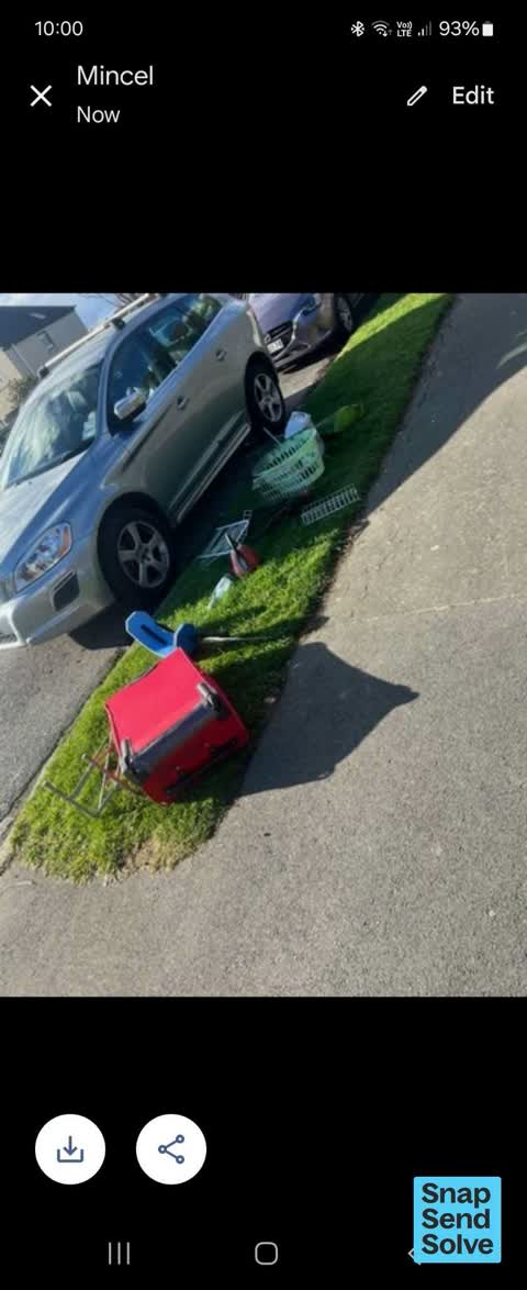 Dumped Rubbish, a report photo