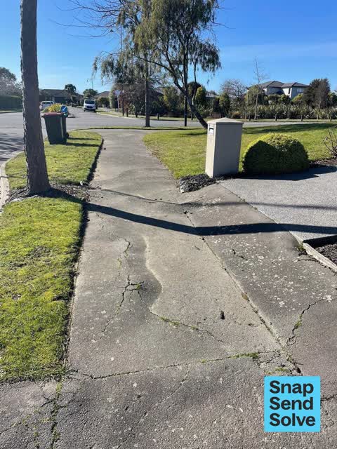 Pavement - Damaged, a report photo