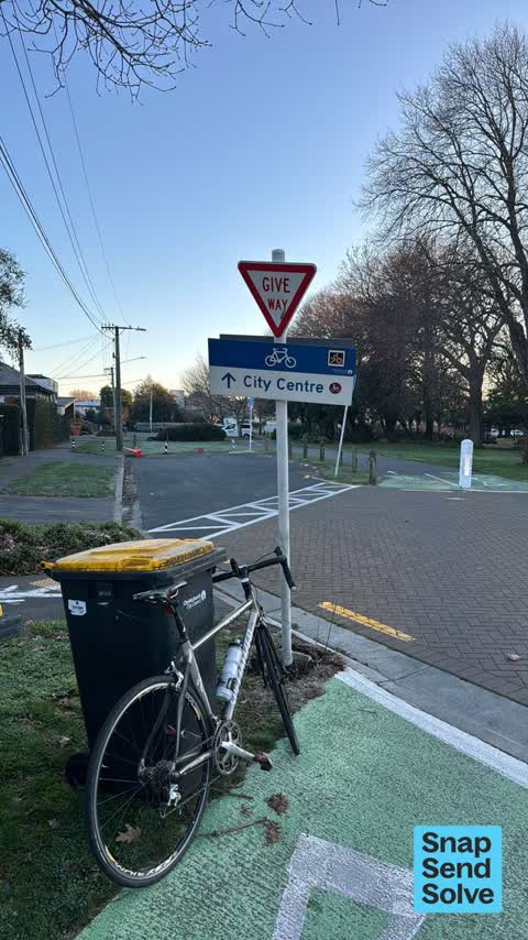 Damaged Street Sign, a report photo