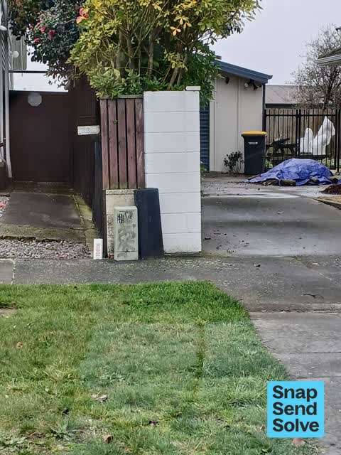 Graffiti somewhere else, a report photo