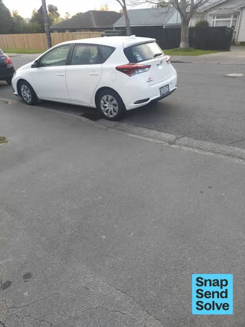 Hazard, vehicle, a report photo