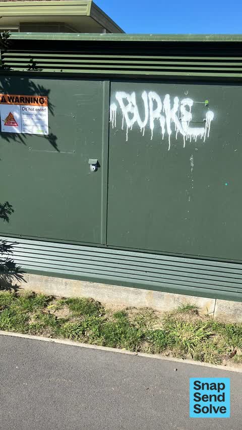Graffiti somewhere else, a report photo