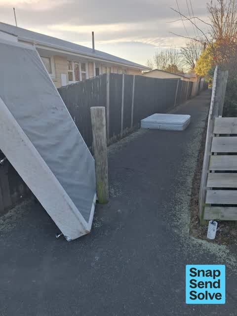 Dumped Rubbish, a report photo