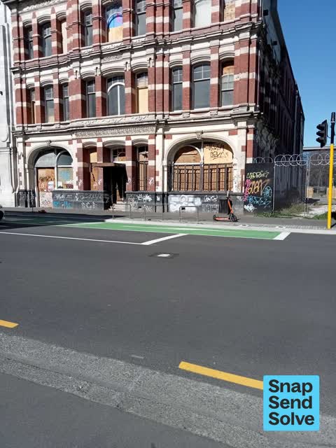 Graffiti somewhere else, a report photo