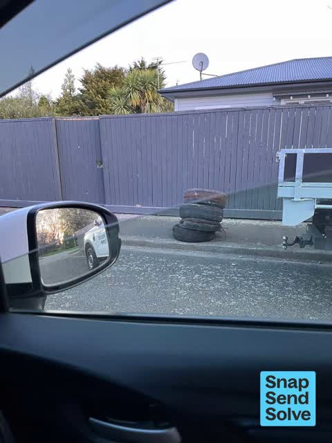 Dumped Rubbish, a report photo