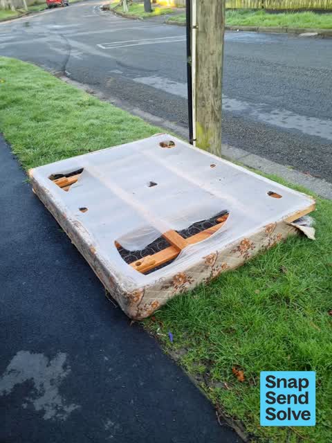 Dumped Rubbish — a report photo