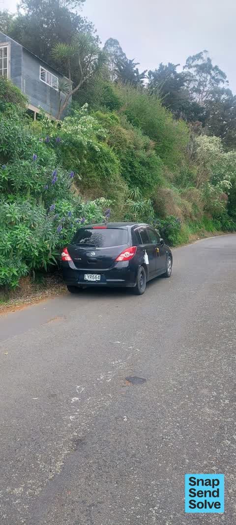Abandoned Vehicle, a report photo