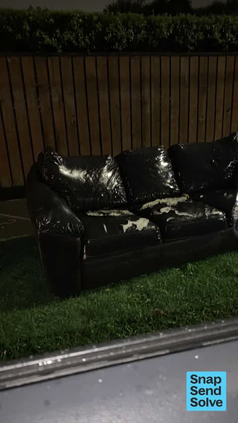 Dumped Rubbish, a report photo