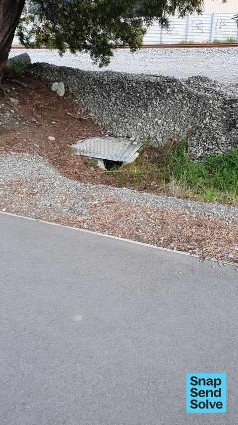 Street Gutters / Storm Water, a report photo
