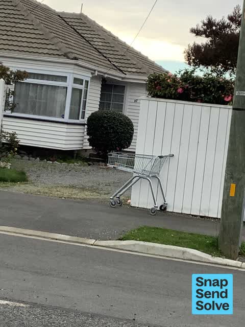 Dumped Rubbish, a report photo