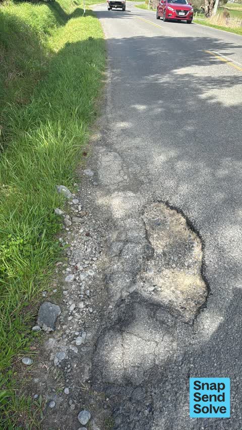 Damaged Road, a report photo