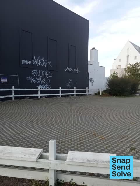 Graffiti somewhere else — a report photo