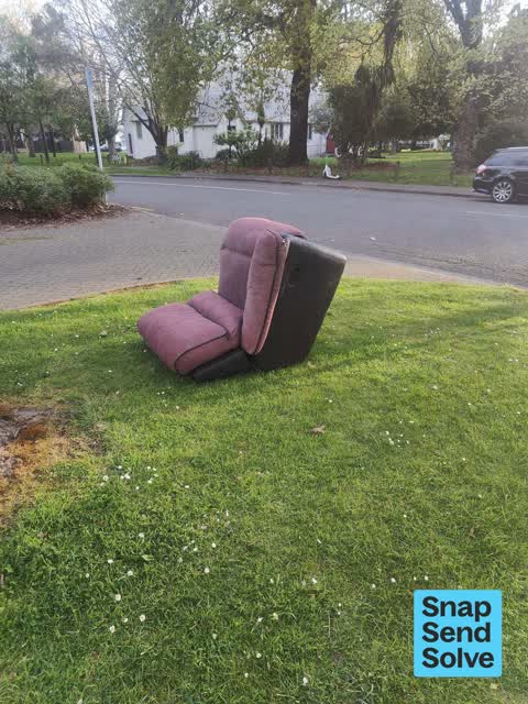 Dumped Rubbish — a report photo