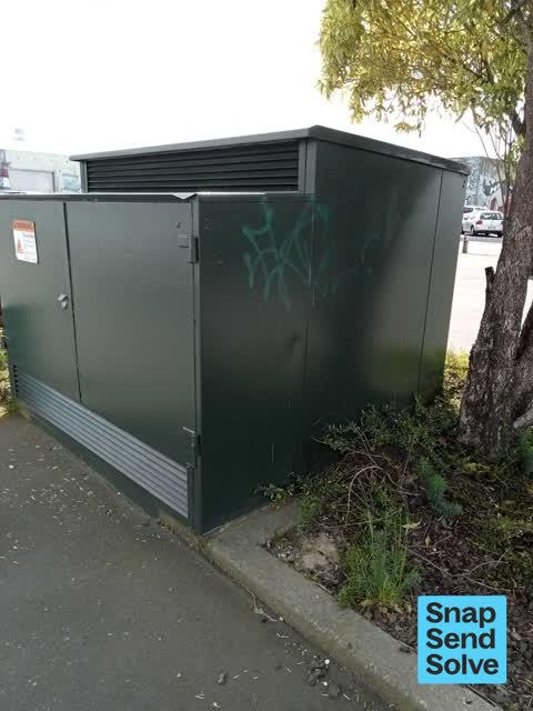 Graffiti somewhere else, a report photo