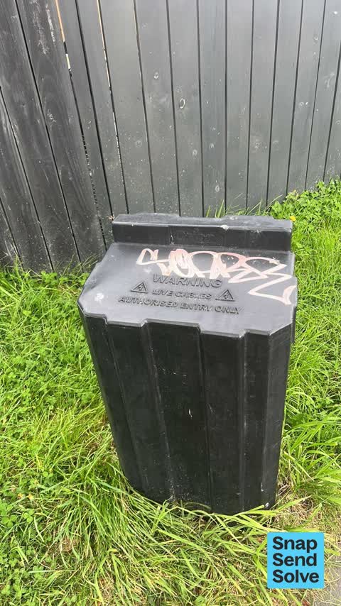 Graffiti somewhere else, a report photo