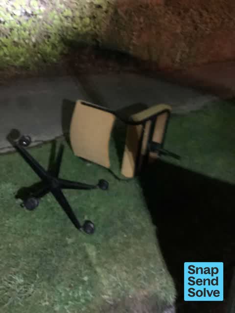 Dumped Rubbish, a report photo