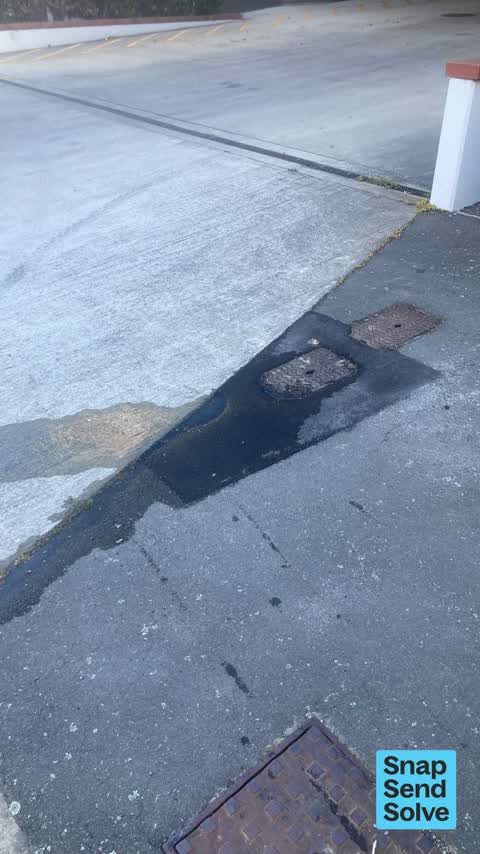 Water Leak, a report photo