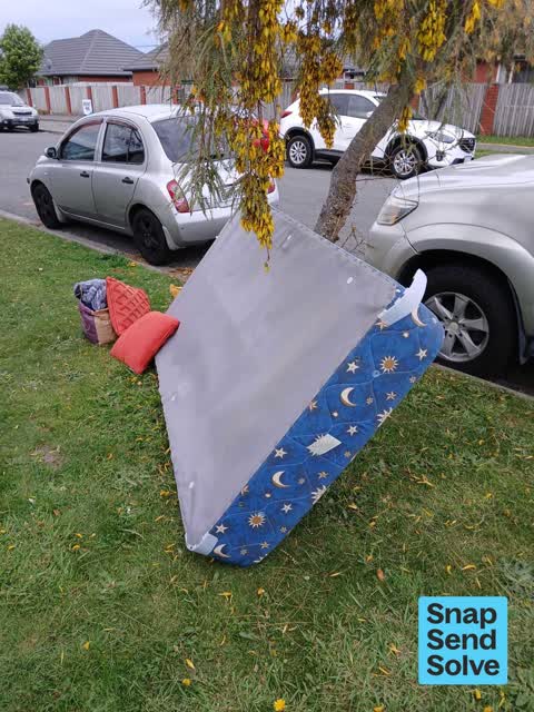 Litter, a report photo