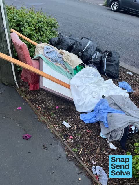 Dumped Rubbish, a report photo