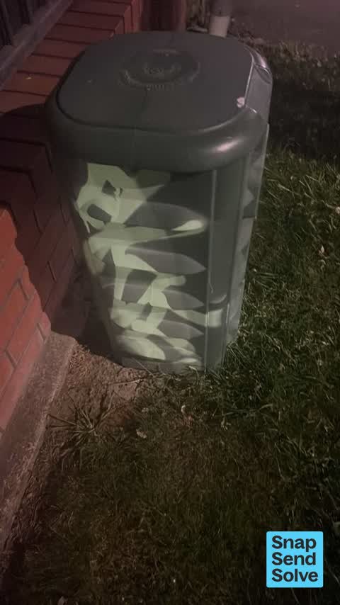Graffiti somewhere else, a report photo
