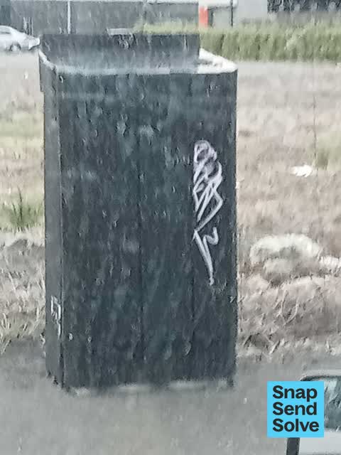 Graffiti somewhere else, a report photo