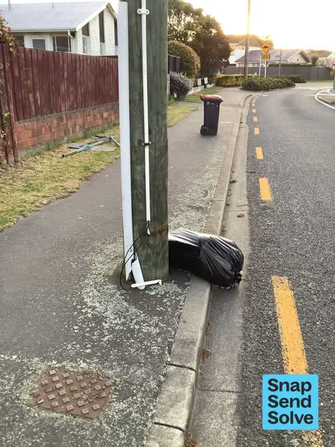 Dumped Rubbish, a report photo