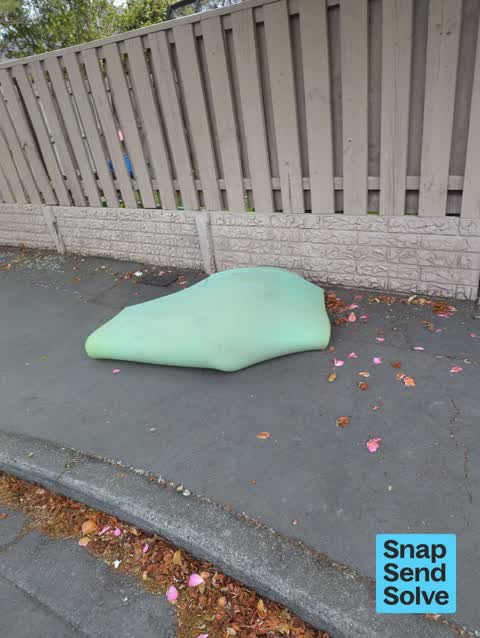Dumped Rubbish, a report photo