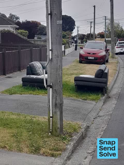 Dumped Rubbish, a report photo