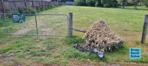 Dumped Rubbish, a report photo