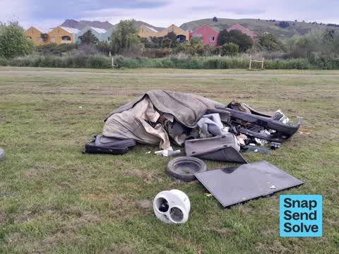 Rubbish and Bins - General, a report photo