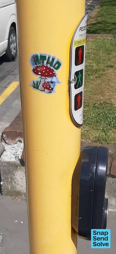 Graffiti somewhere else, a report photo