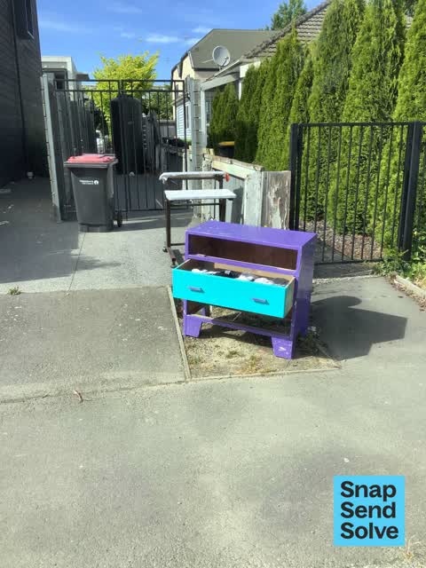 Dumped Rubbish, a report photo