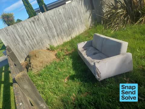 Dumped Rubbish, a report photo