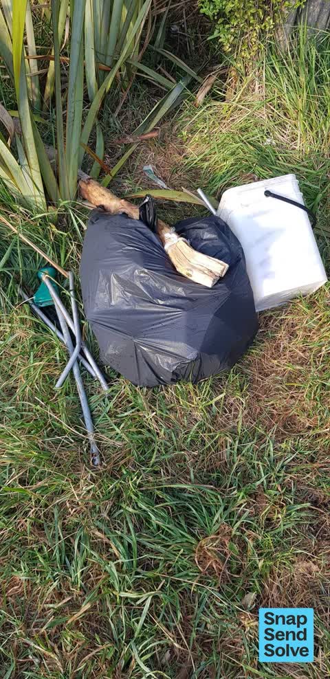 Dumped Rubbish — a report photo