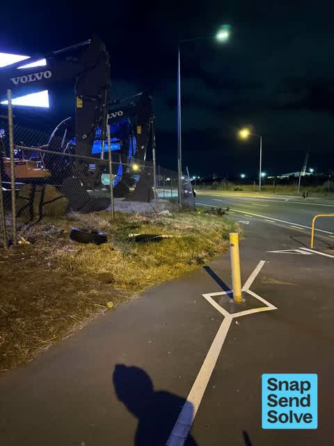 Damaged Street Sign, a report photo