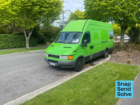Abandoned Vehicle, a report photo